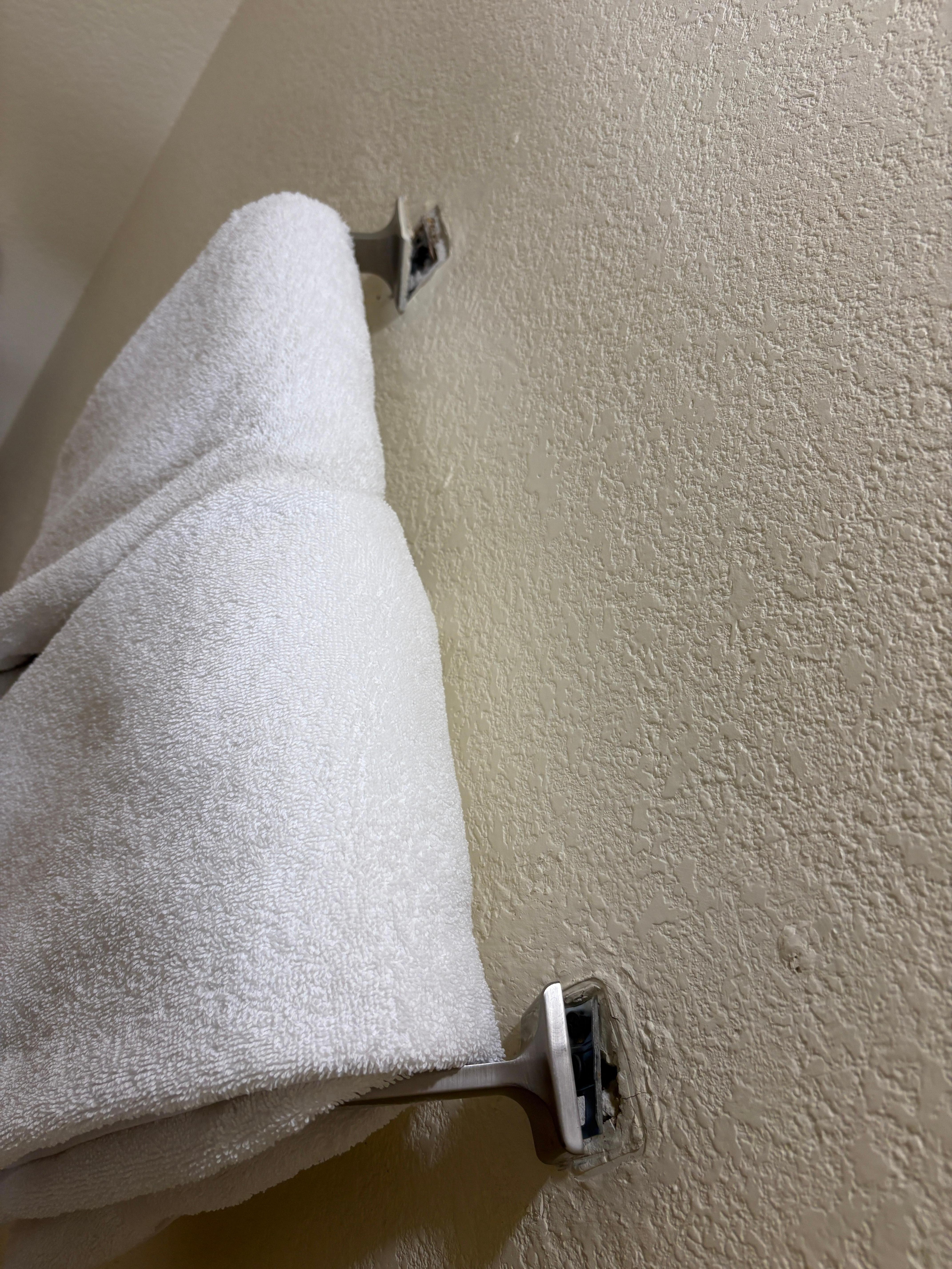 Towel rack