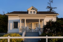 Keeper’s Quarters B front porch