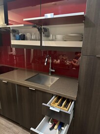 Proof that we don’t touch at all the utensill and all the amenities incase we got charge as rules said. Even shoes we’re not allowed to wear while we are in
Please Remove shoes at the entrance door.
We kindly remind you to ensure that the unit is lef