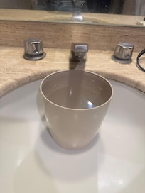 Agua para llenar depósito del sanitario