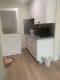 Microwave, mini fridge and ammenities