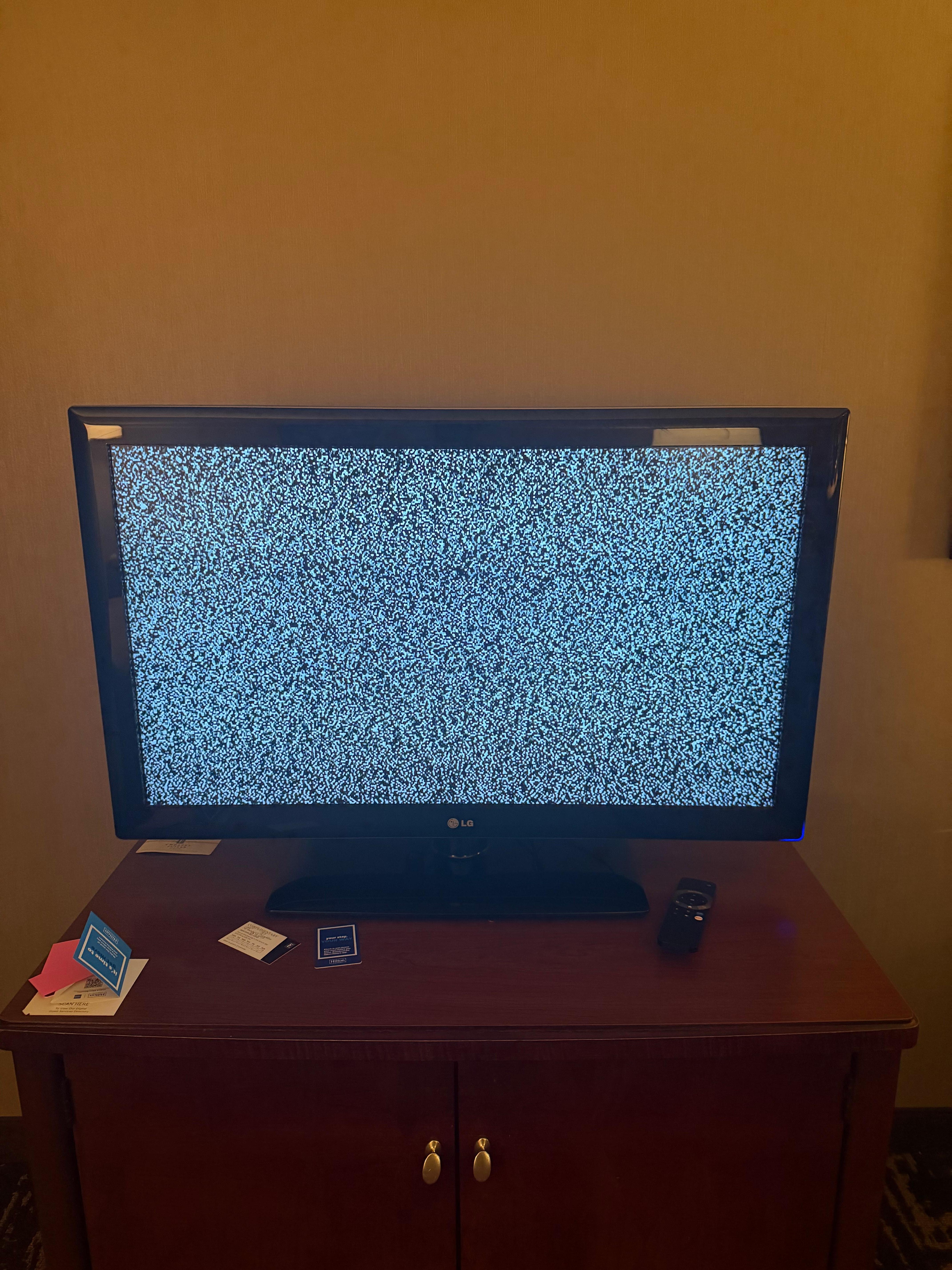 Both TVs in the room didn’t work. Neither did the remotes.