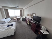 部屋は広かった