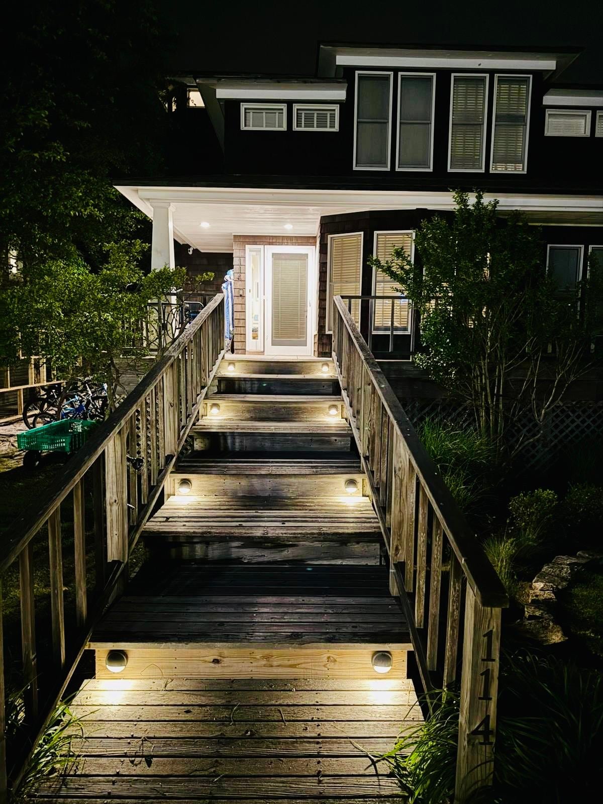 The home was lovely and secure with plenty of loghts