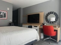 King Standard Room