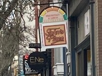 Best Breakfast and Dinner place. It on Pandora st.