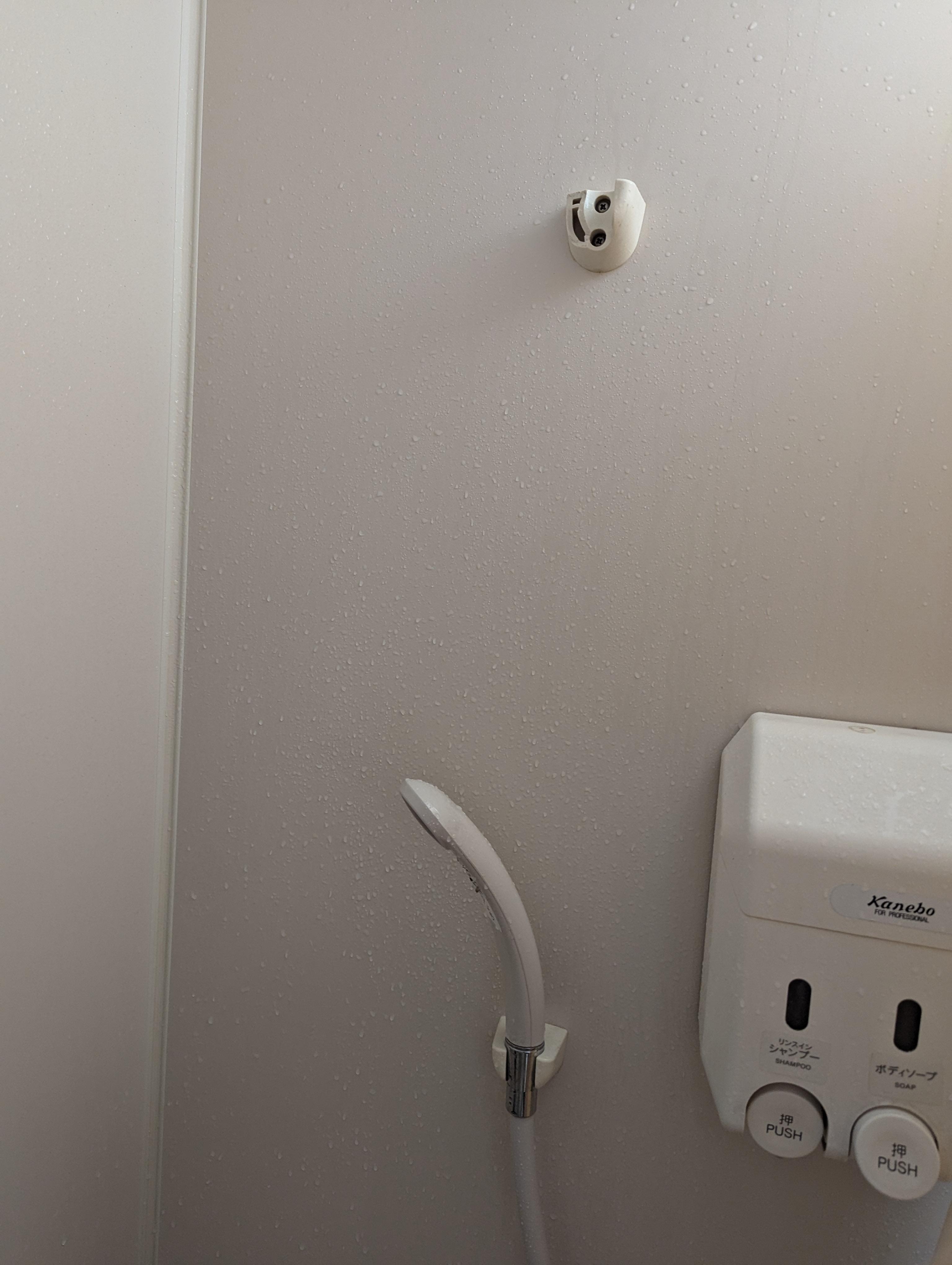 シャワーベッド破損