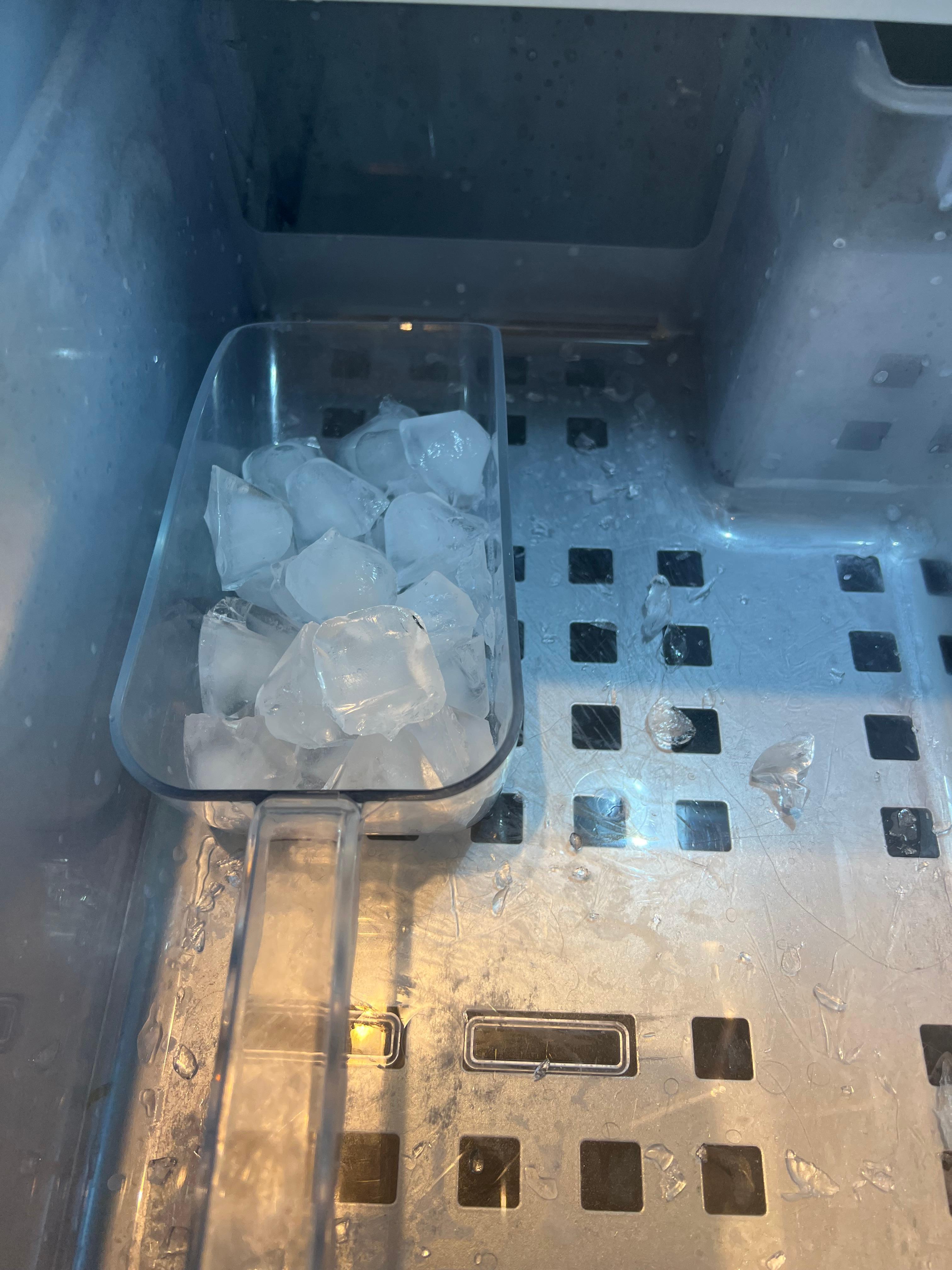 Ice maker not working upon arrival, had to go back out to store to buy ice.