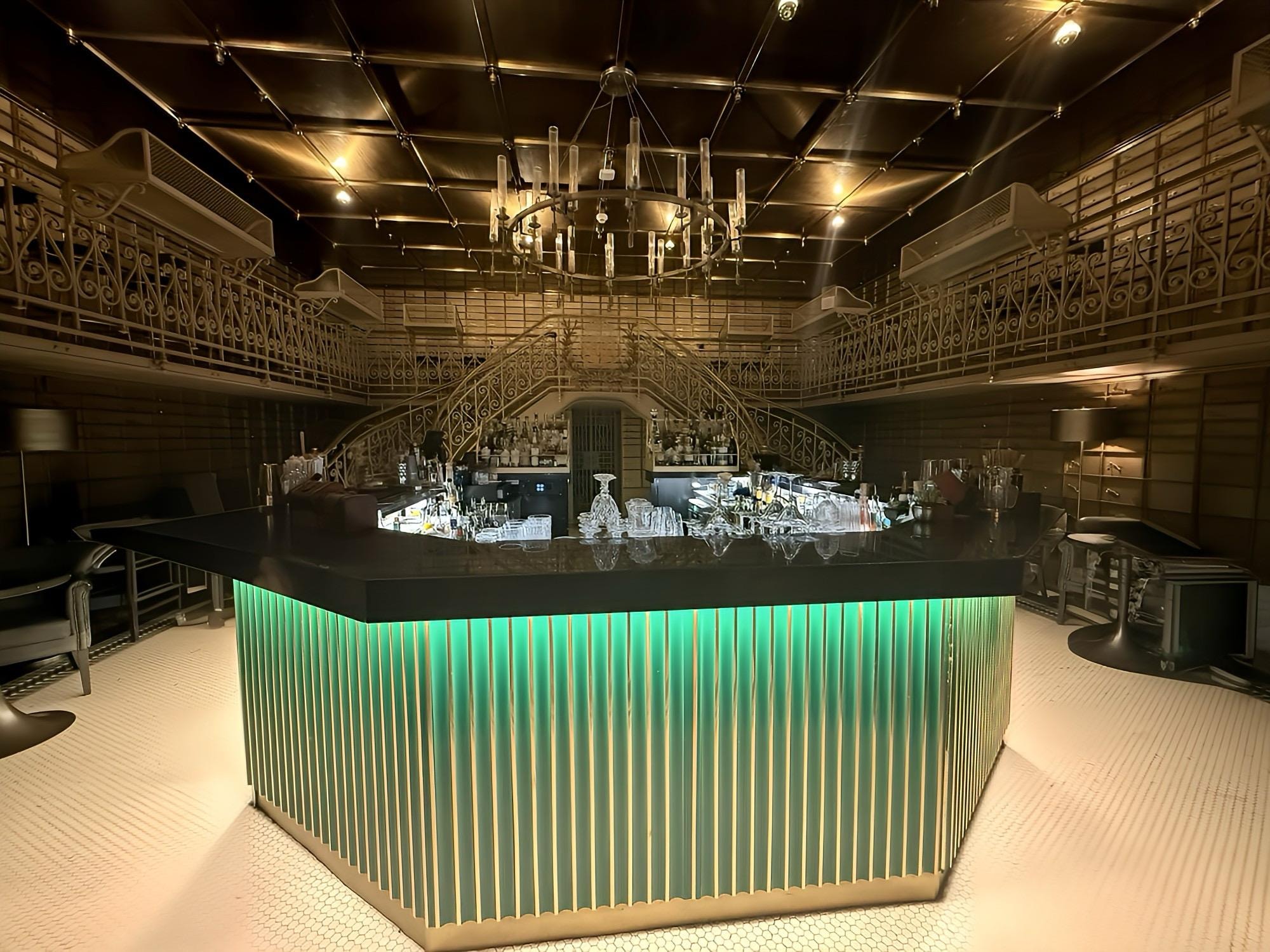 Night drinks in ‘club.’