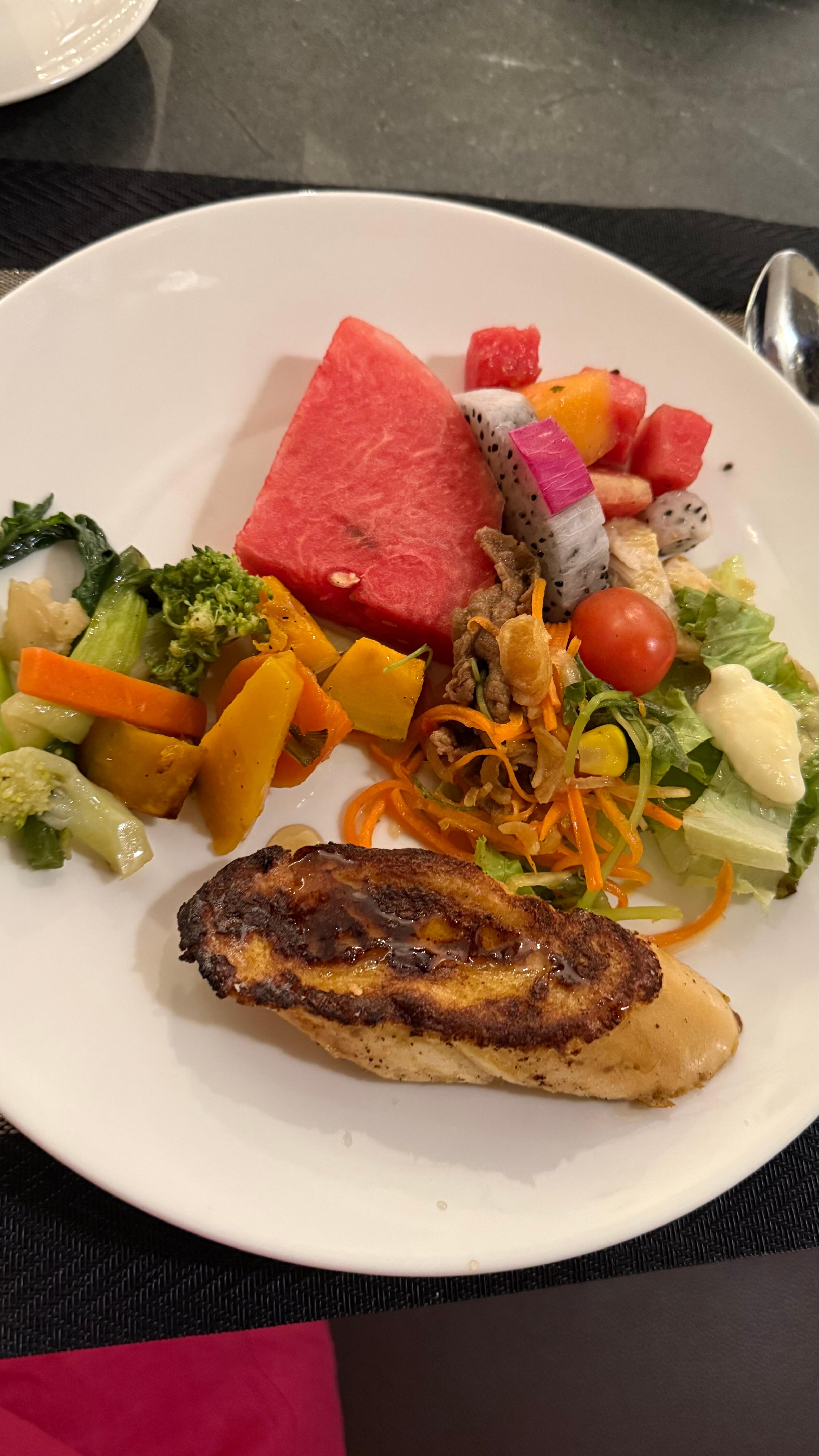 朝食バイキング
種類豊富で毎日変化があって素晴らしい
