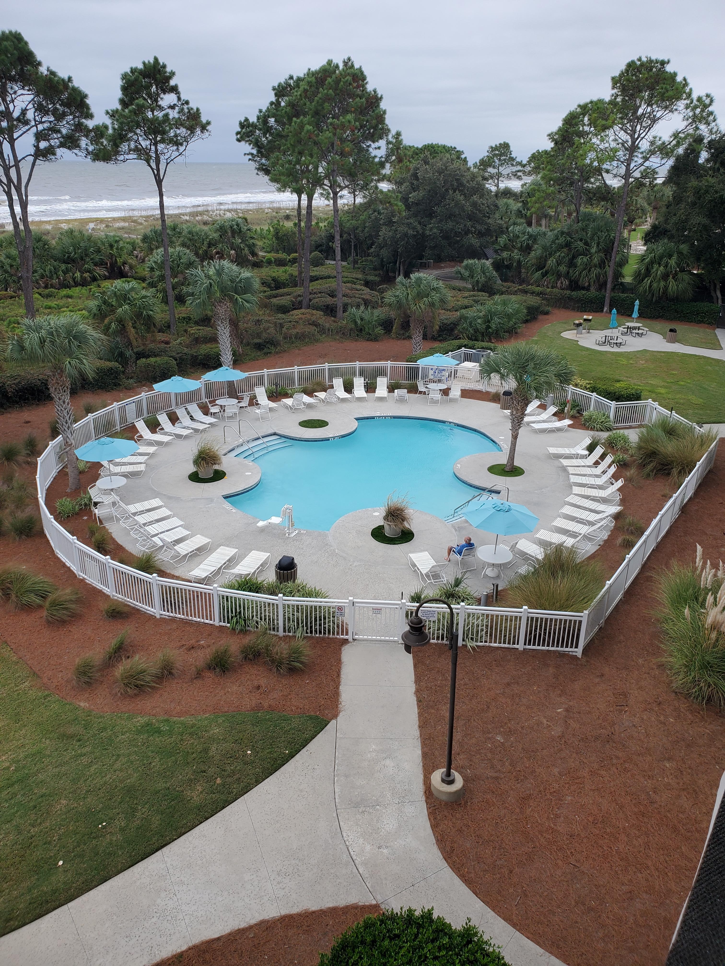 Pool of the condo. No hot tub.