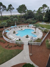 Pool of the condo. No hot tub.