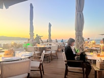 Restaurant for dinner