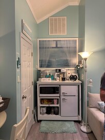 Kitchenette in Suite A
