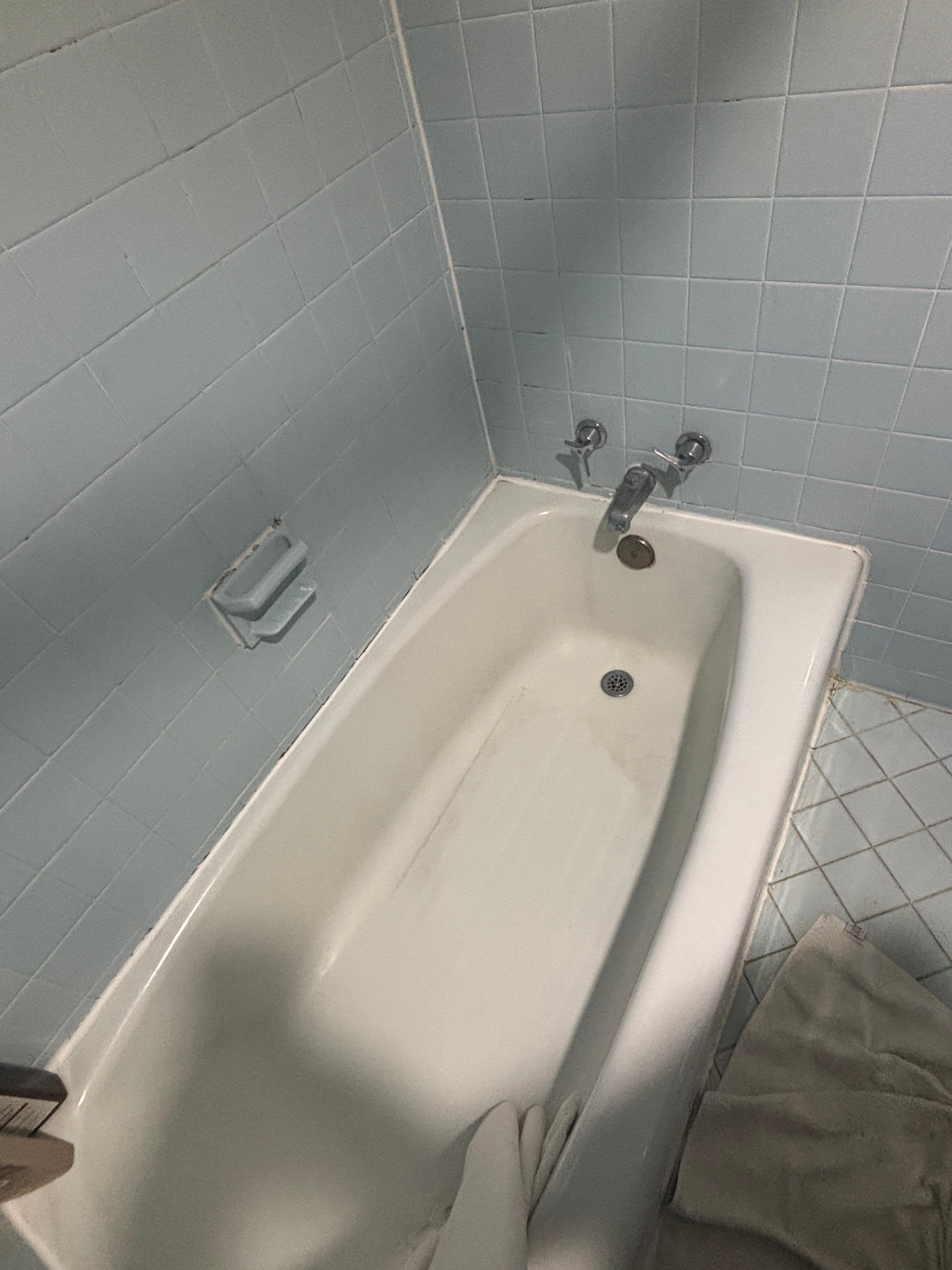 Molded walls tub dirty, and stained