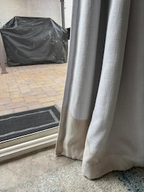 Dirty curtains, Living Room