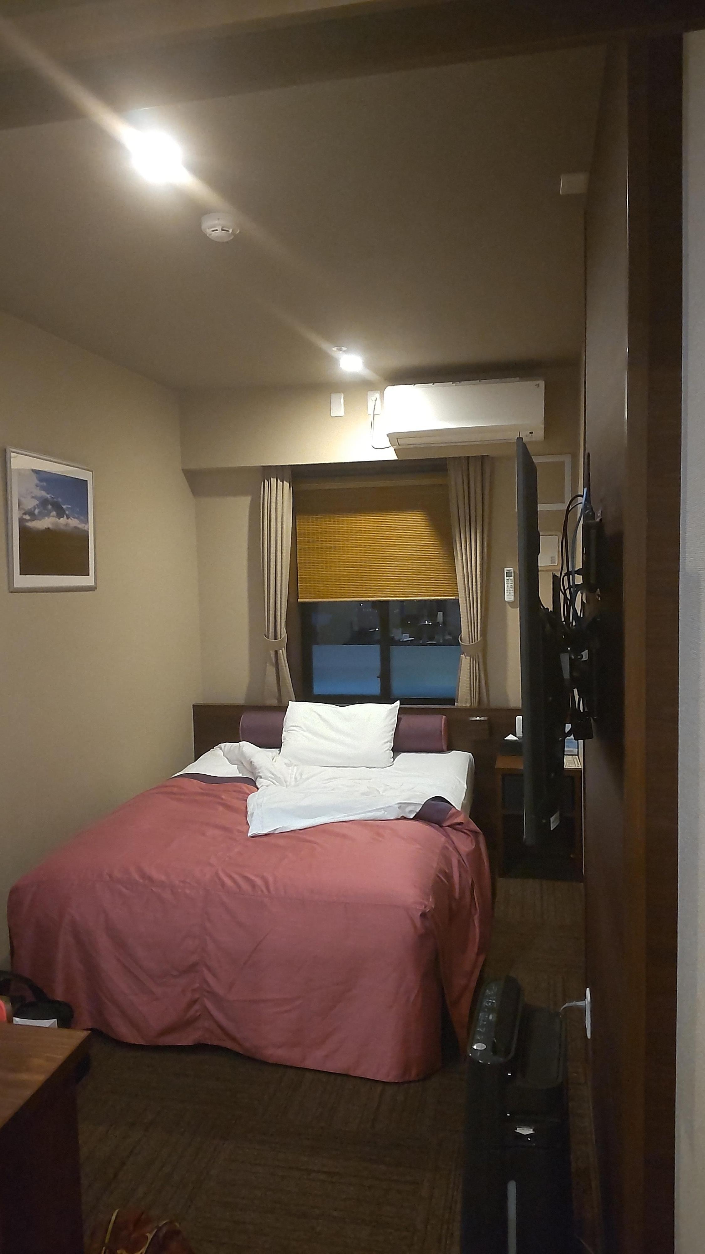 一人部屋のベッド