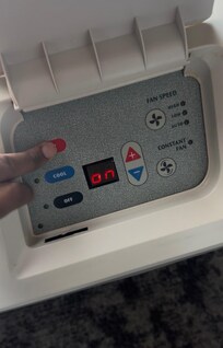 Heat button would not work and it was freezing in the room.