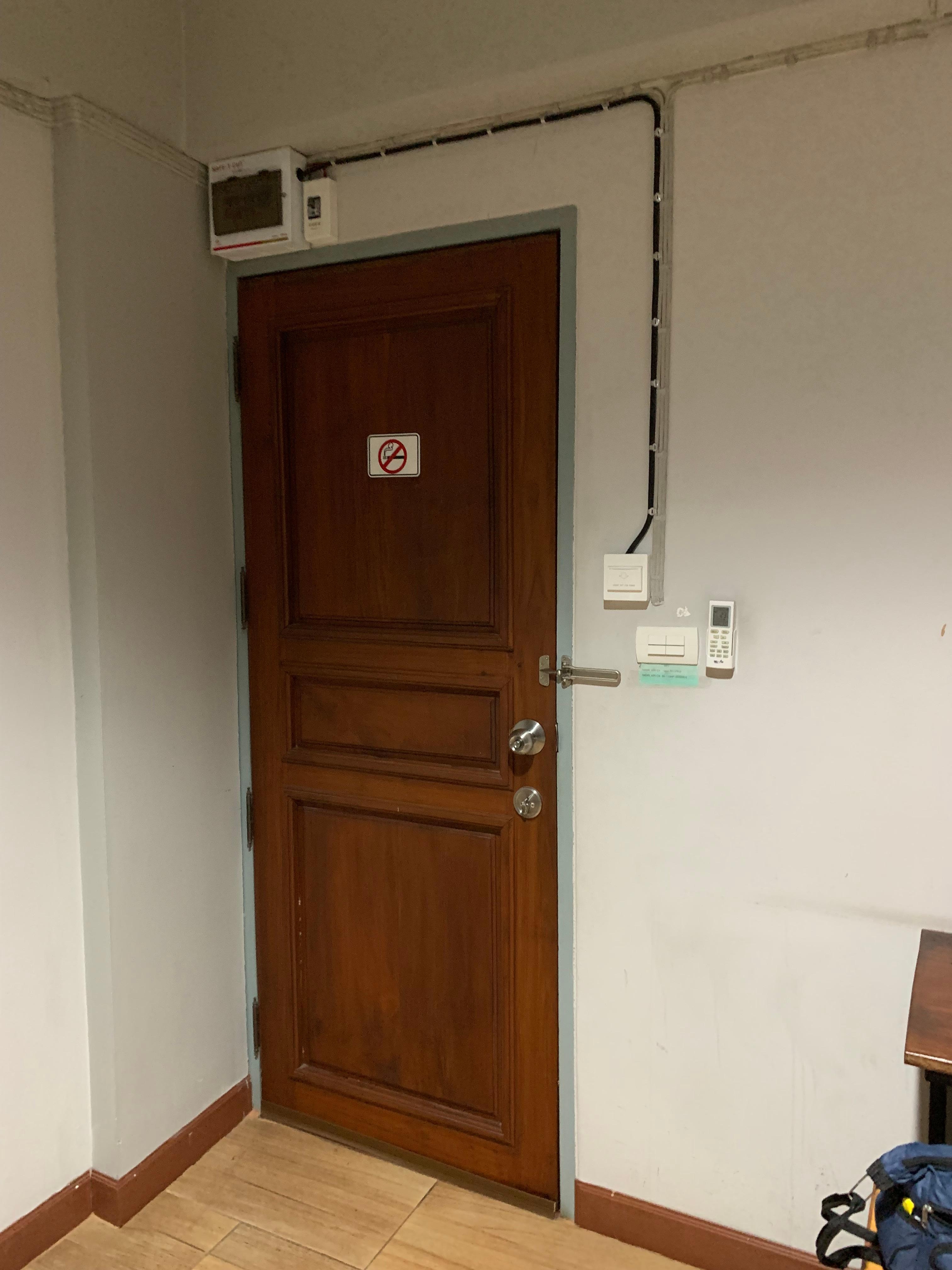 Only key to top lock 