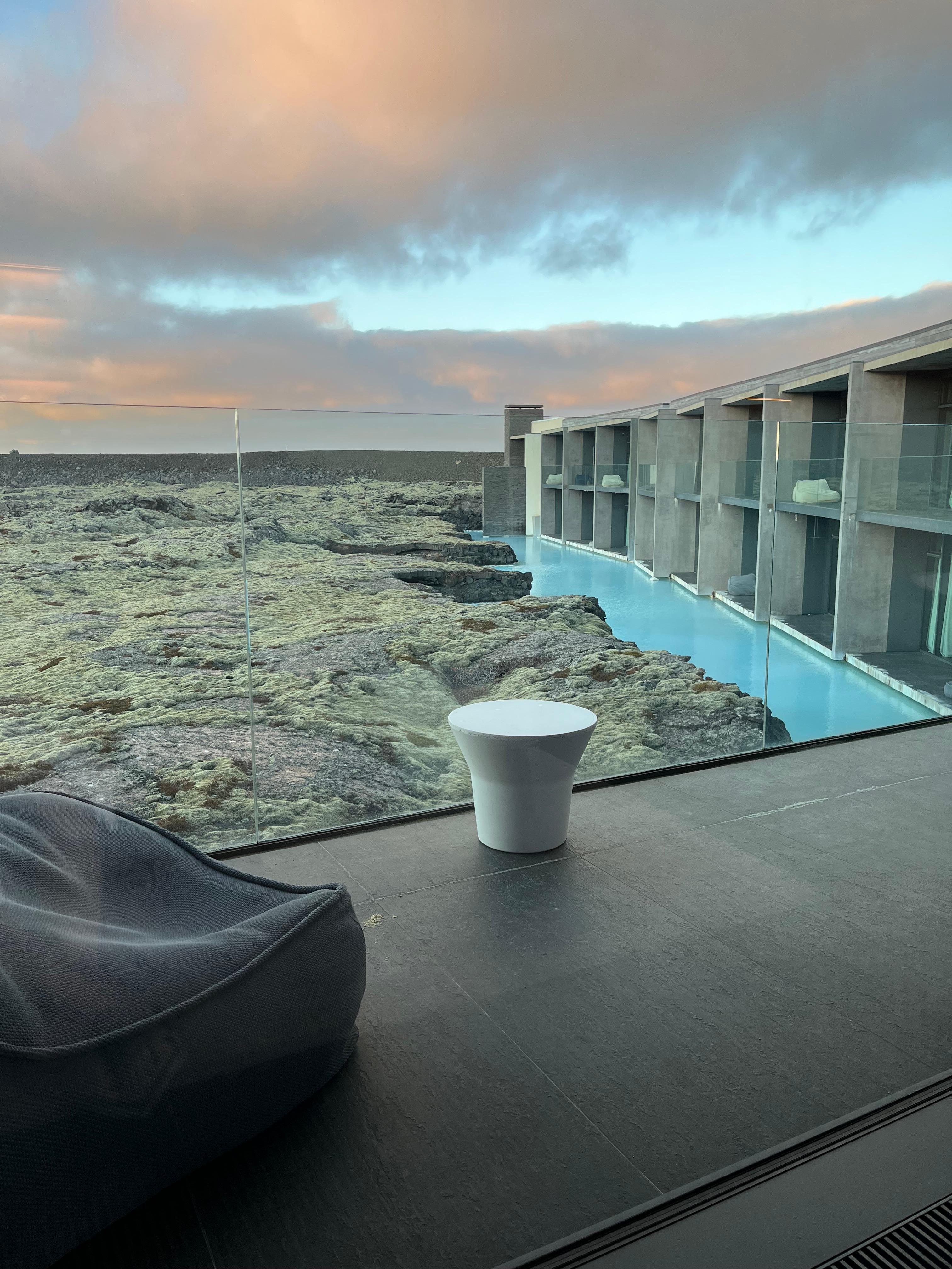 Lava view room