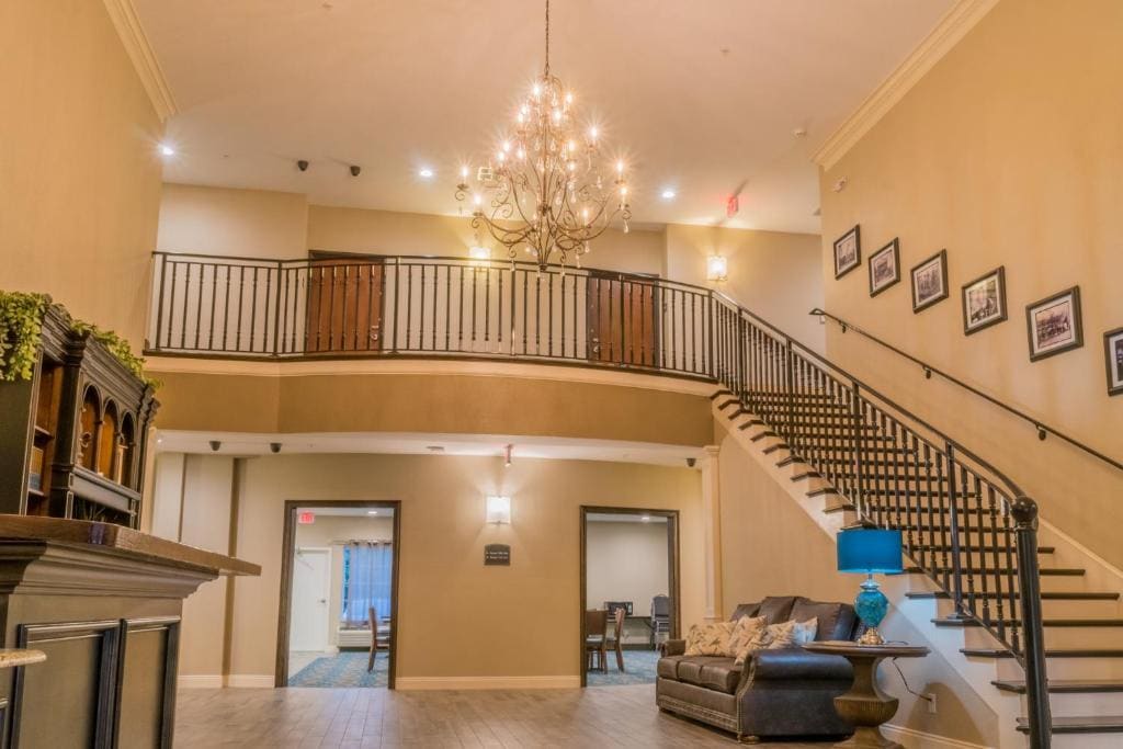 Love this staircase. 