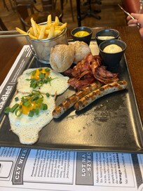 Breakfast at Billy’s diner