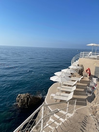 Beach club facilities