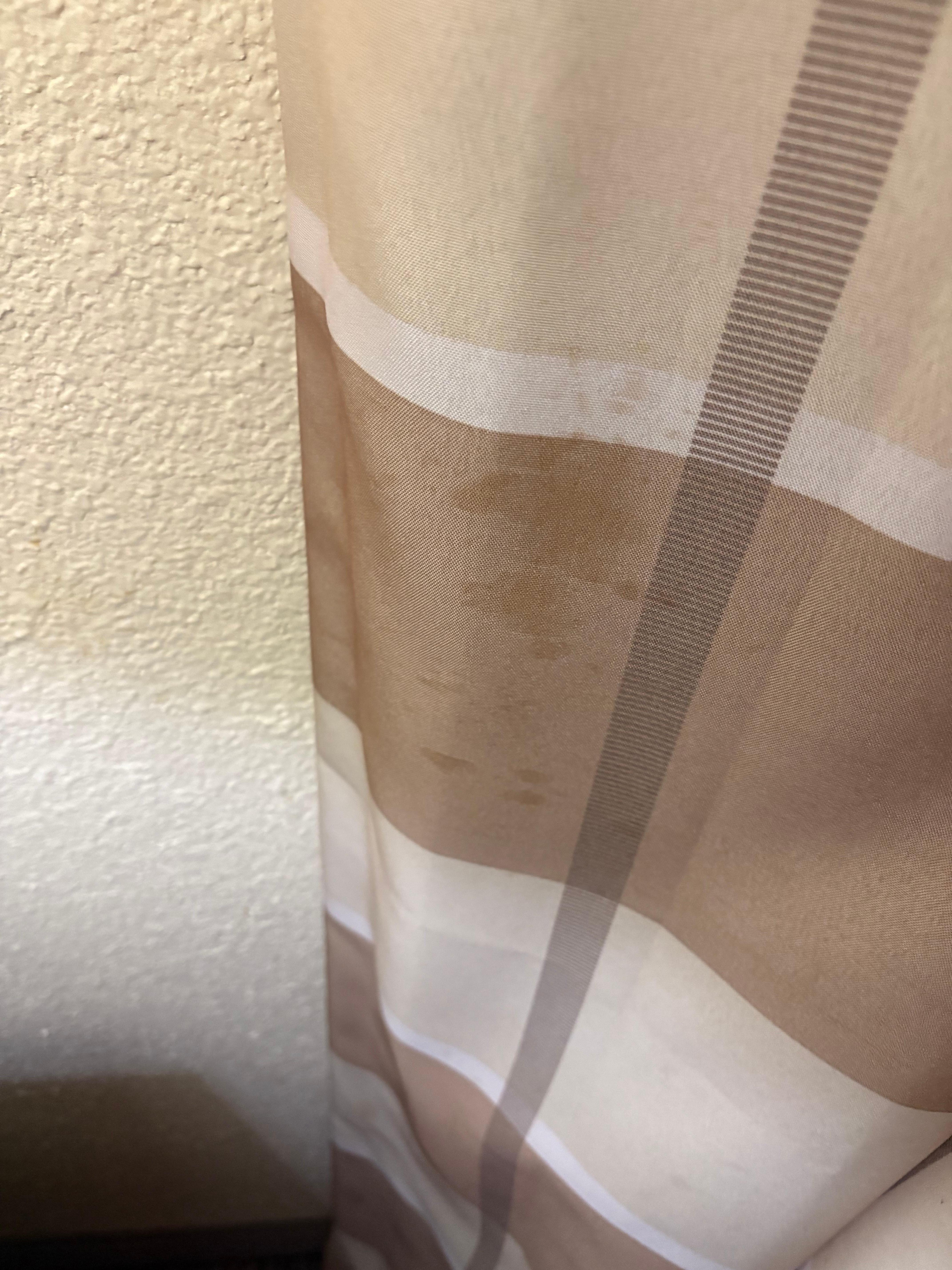 Stains on the curtains 