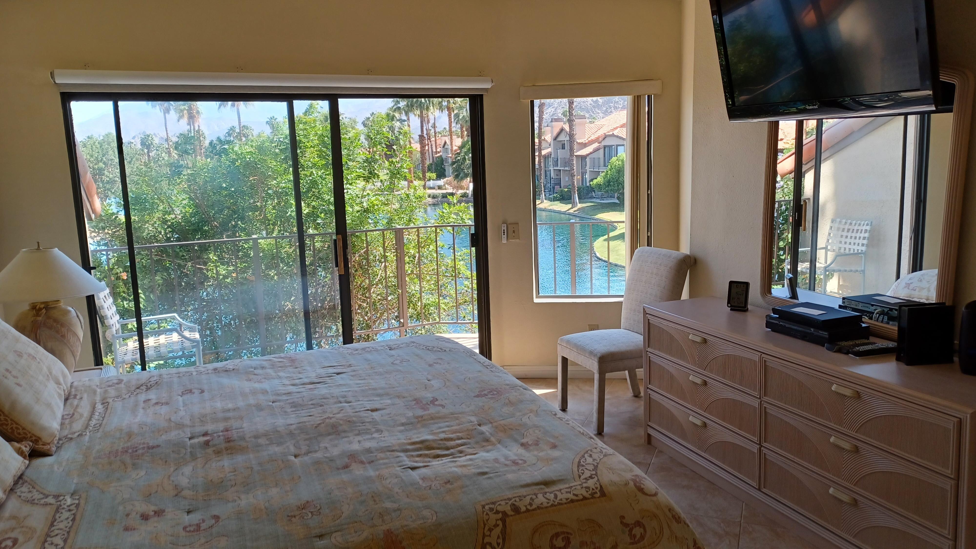 Main bedroom. 