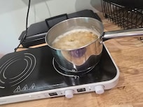 This portable stove top works AMAZINGLY! Use it on 3-4 for mid-heat. It definitely can boil water quick on 9 tho🤣