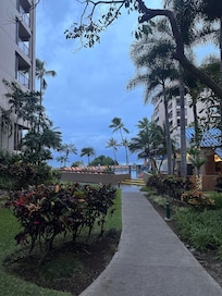 Condo grounds in good condition