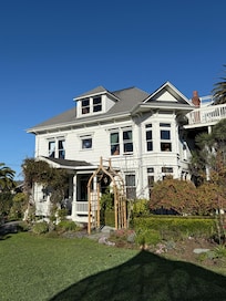 The Weller House