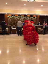 チャイニーズニューイヤーでの獅子舞@フロントデスク