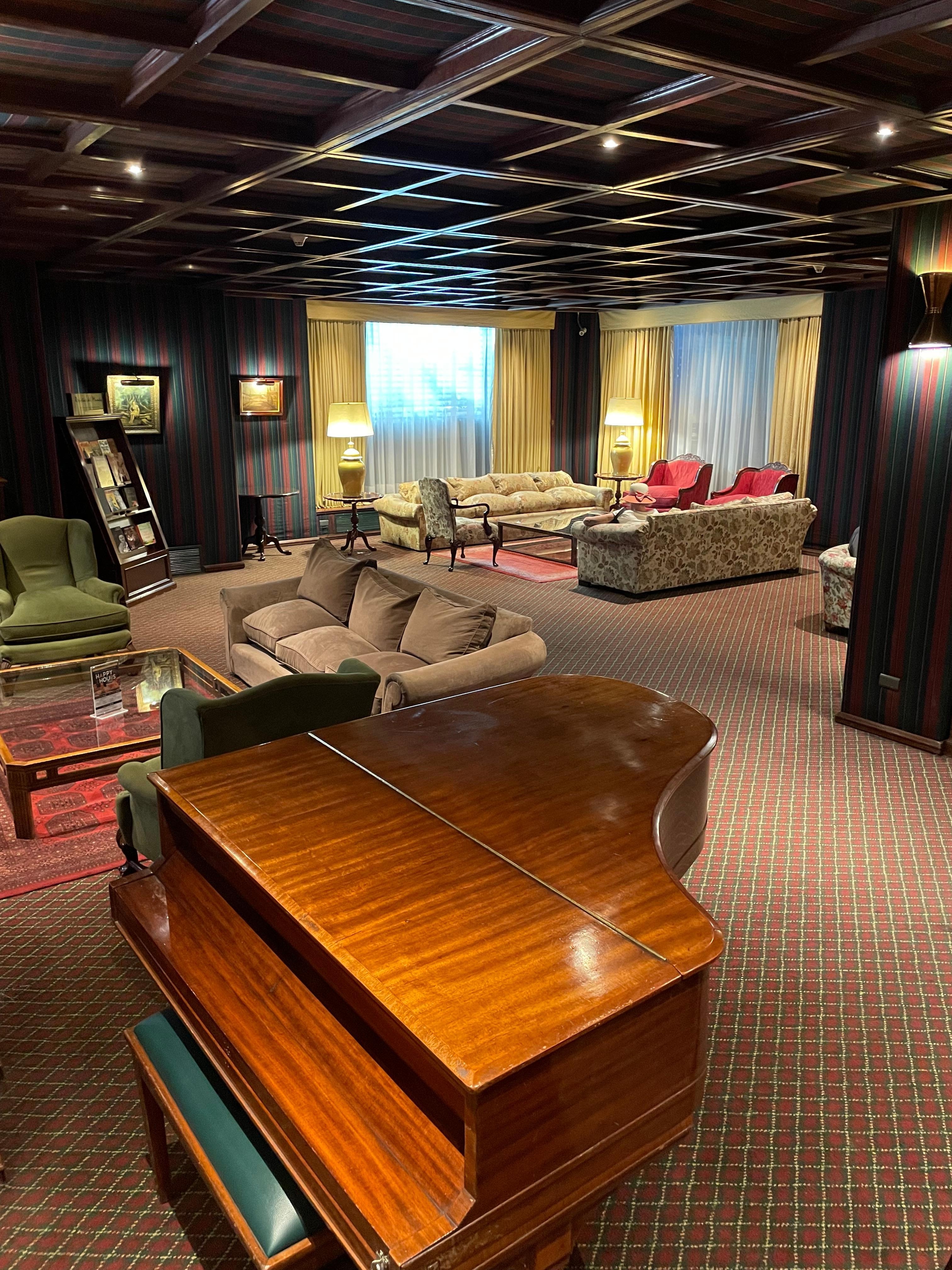 Comfortable lobby area,  good climate control throughout.