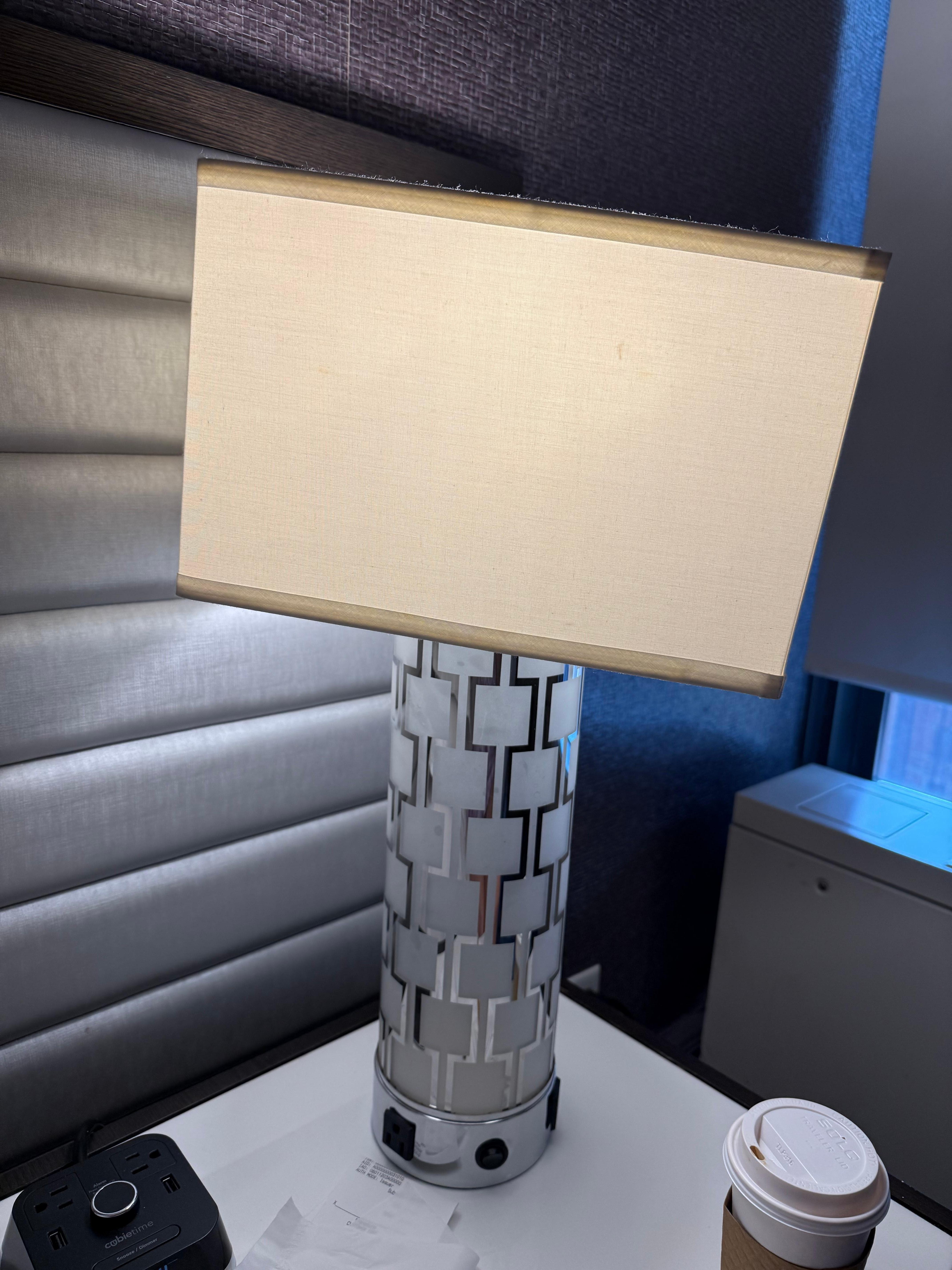 lopsided lampshade - no finial