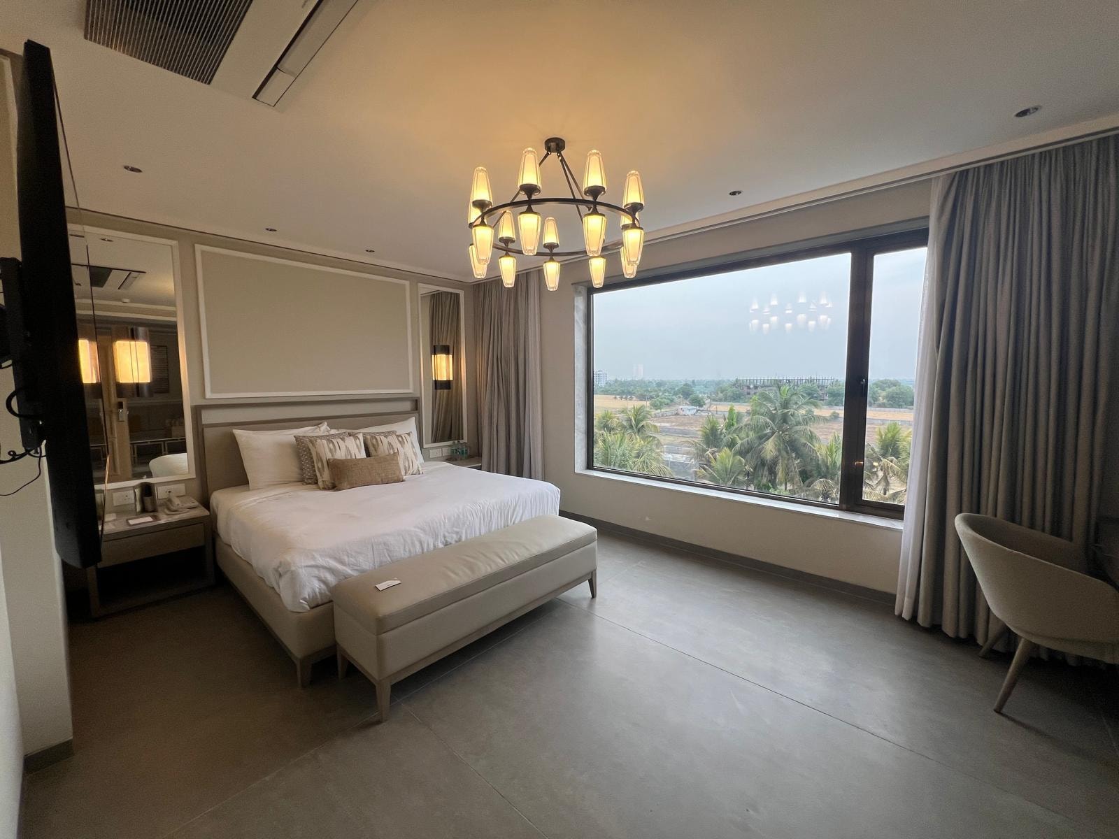 Studio Suite in Building 2