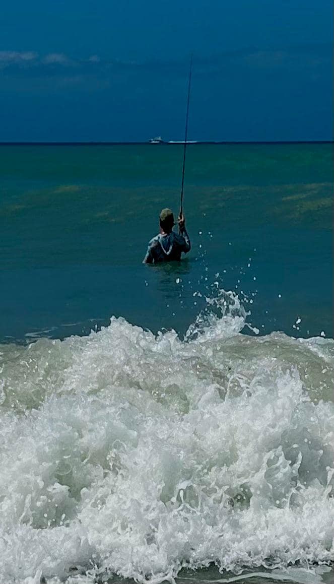 Surf fishing toning to far