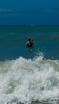 Surf fishing toning to far
