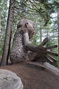 Botanical Gardens Troll