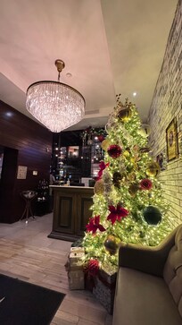 Lobby ambiente navideño