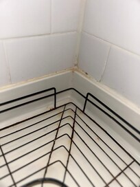 Tub area