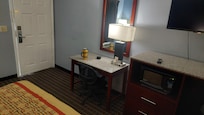 Desk area room #116