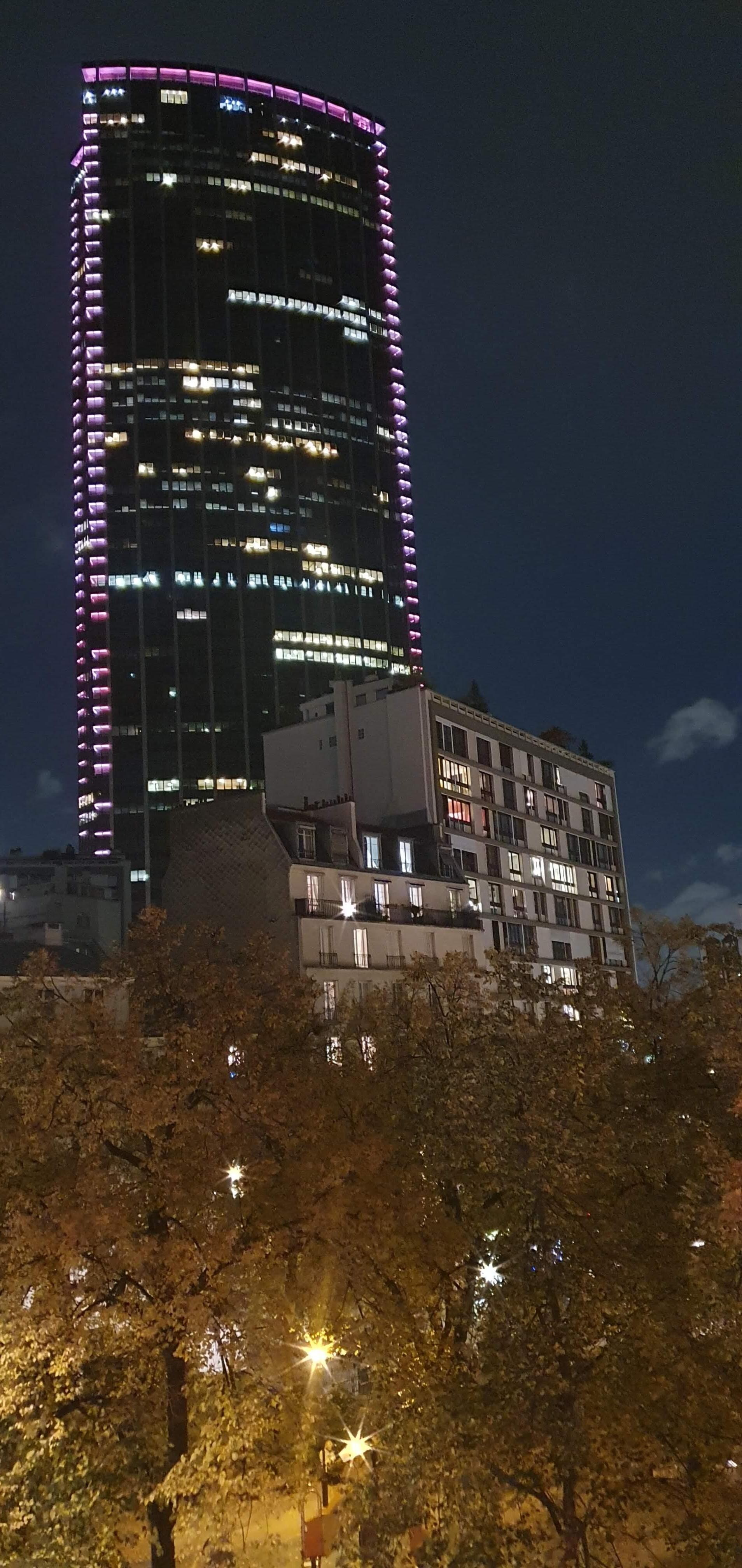 Tour Montparnasse da janela do meu quarto.
