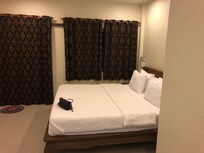 Bed in master