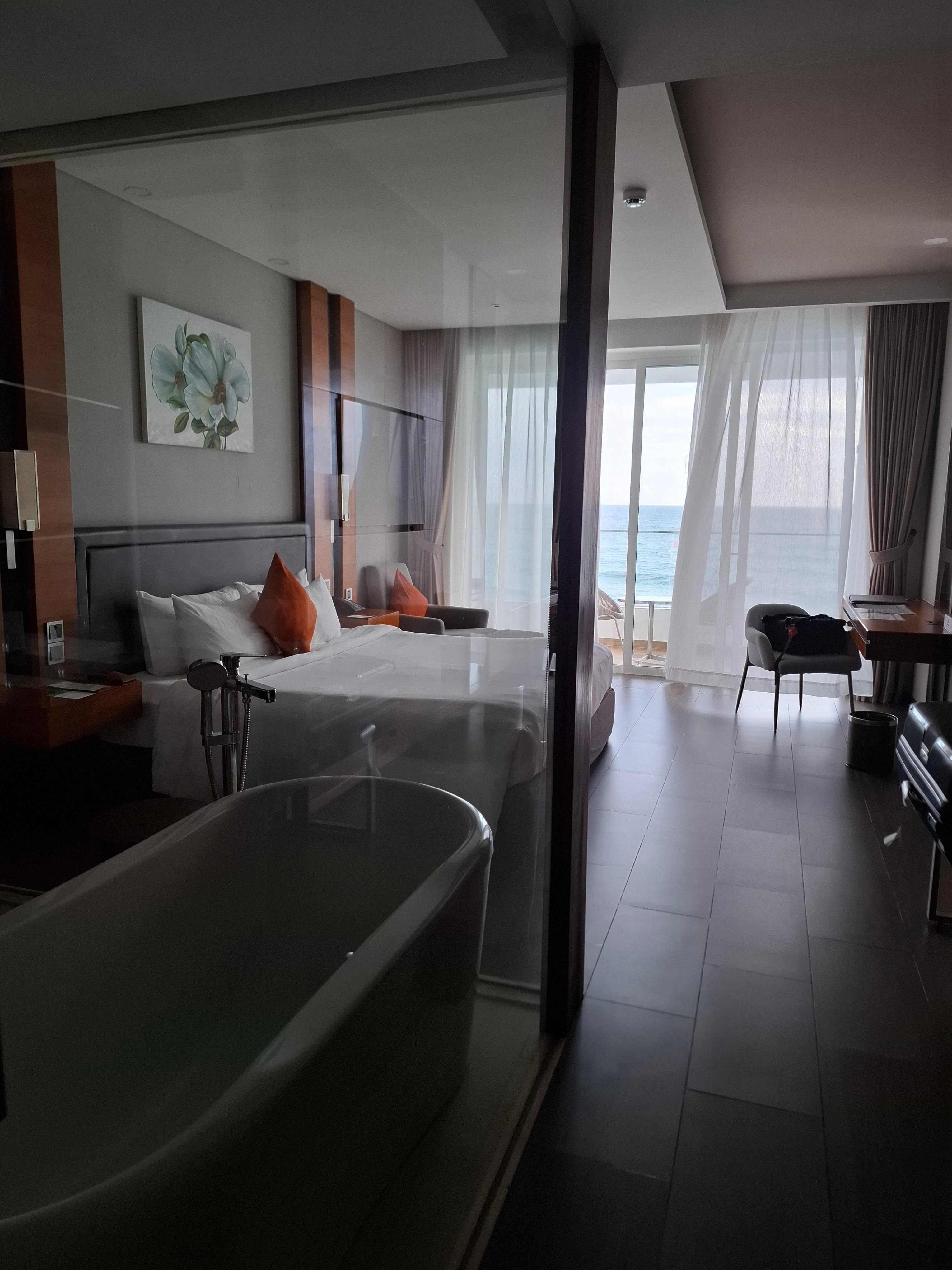 Sea view room with balcony