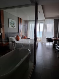 Sea view room with balcony