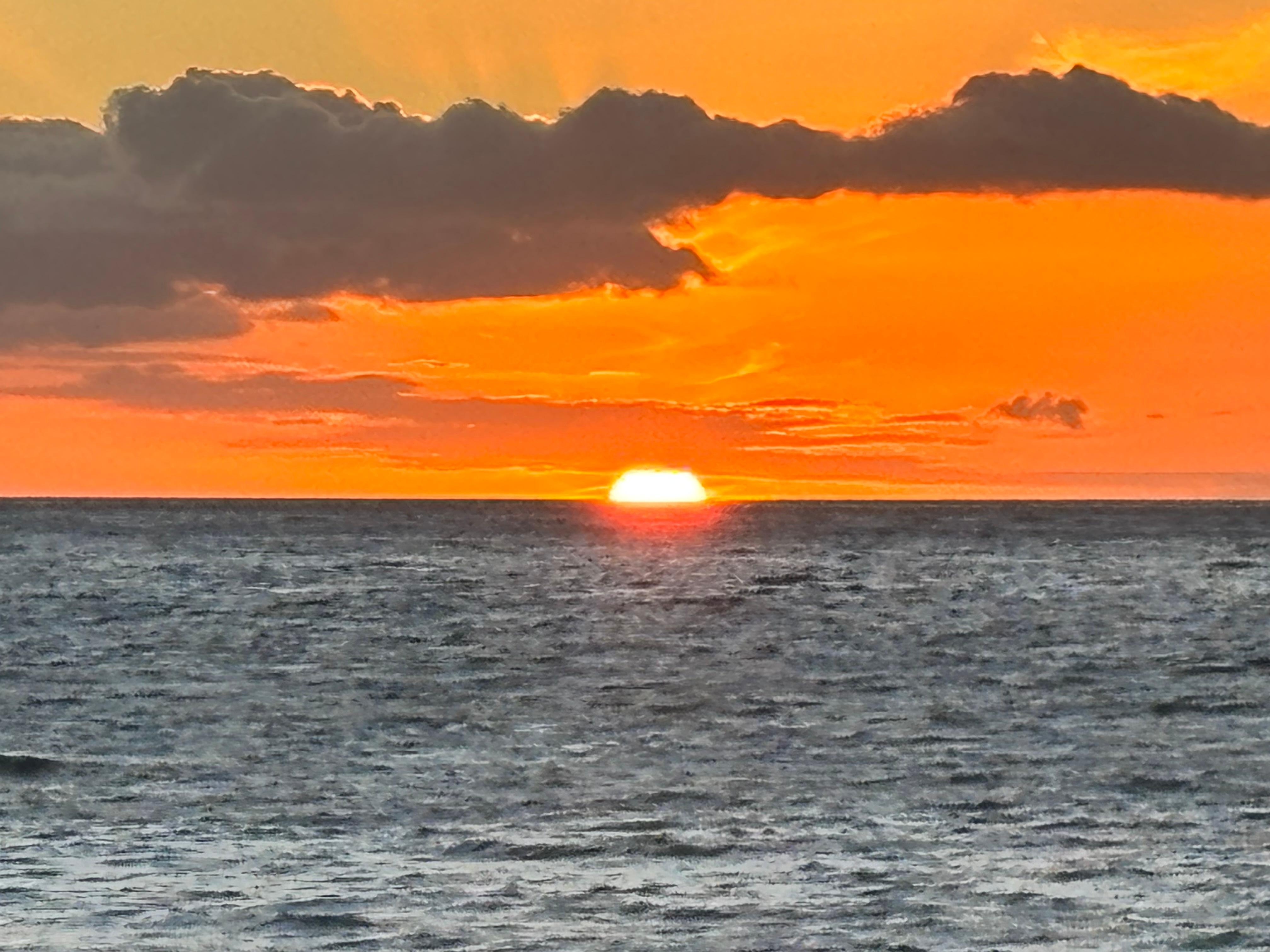Sunset at Ulua beach in Wailea