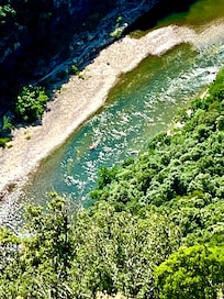 The Ardéche from above; view from the rim of the gorge