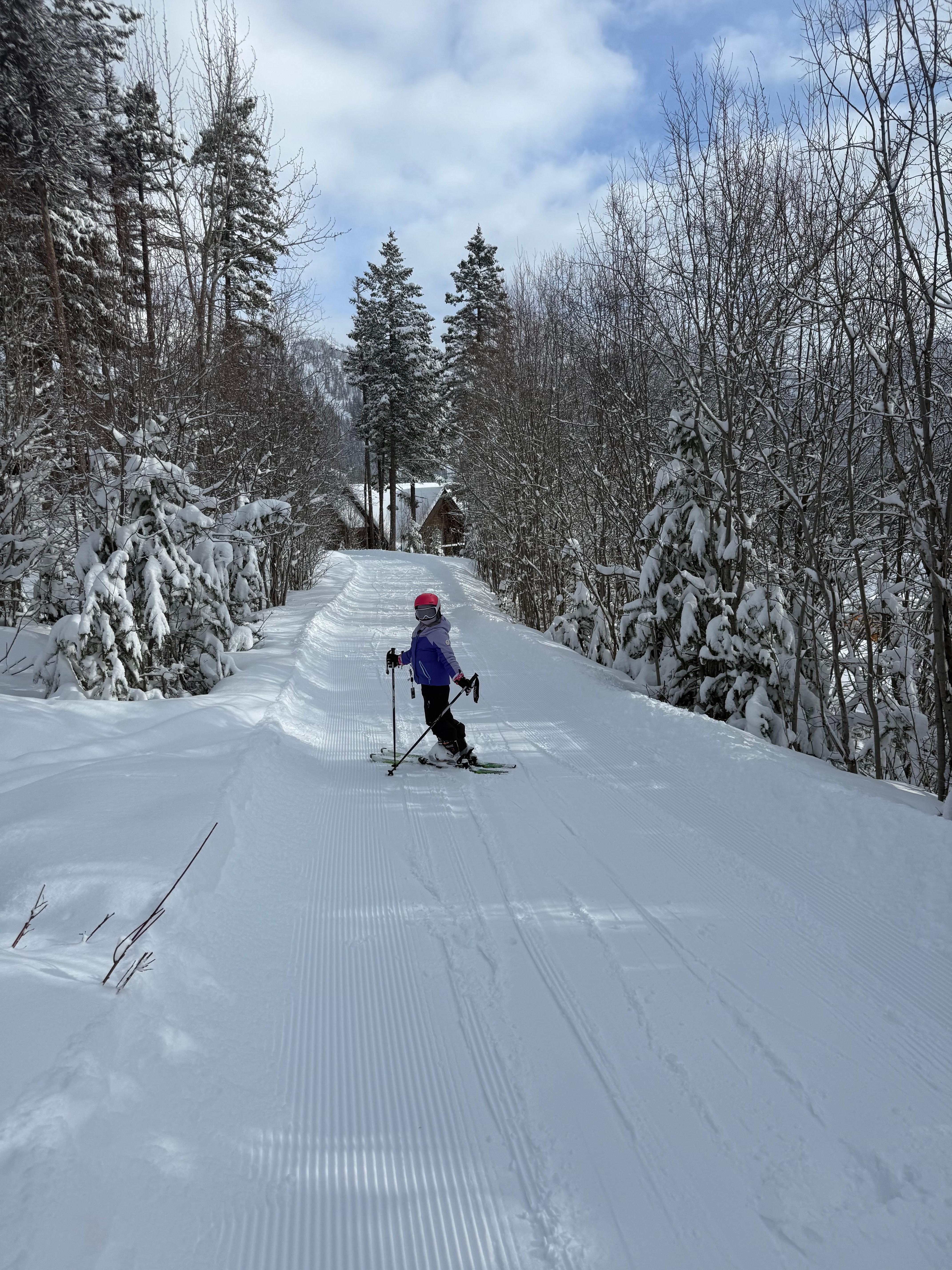 Easy ski-in/out access to the mountain 