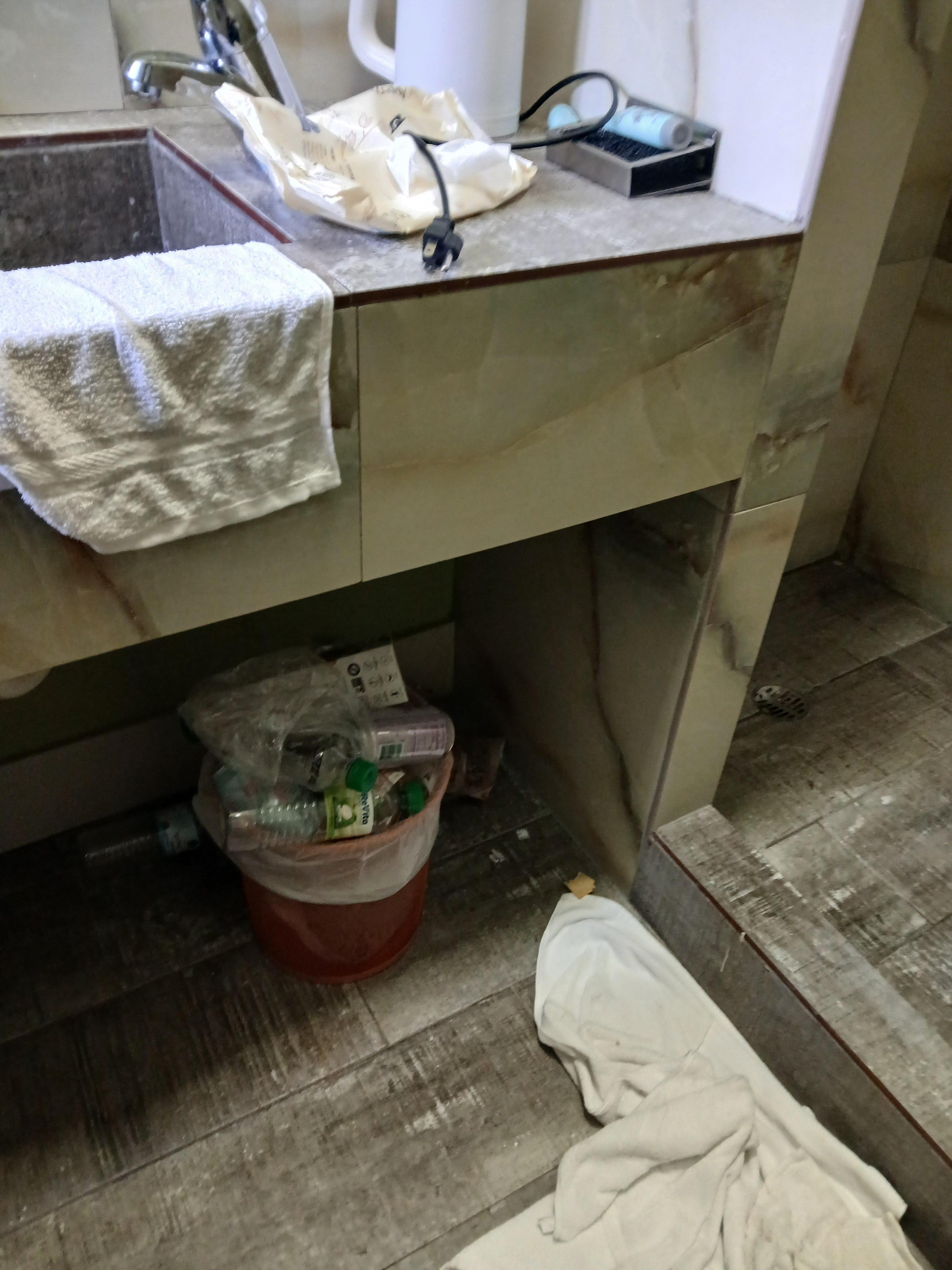 Uncleaned room and bathroom for 5 day stay